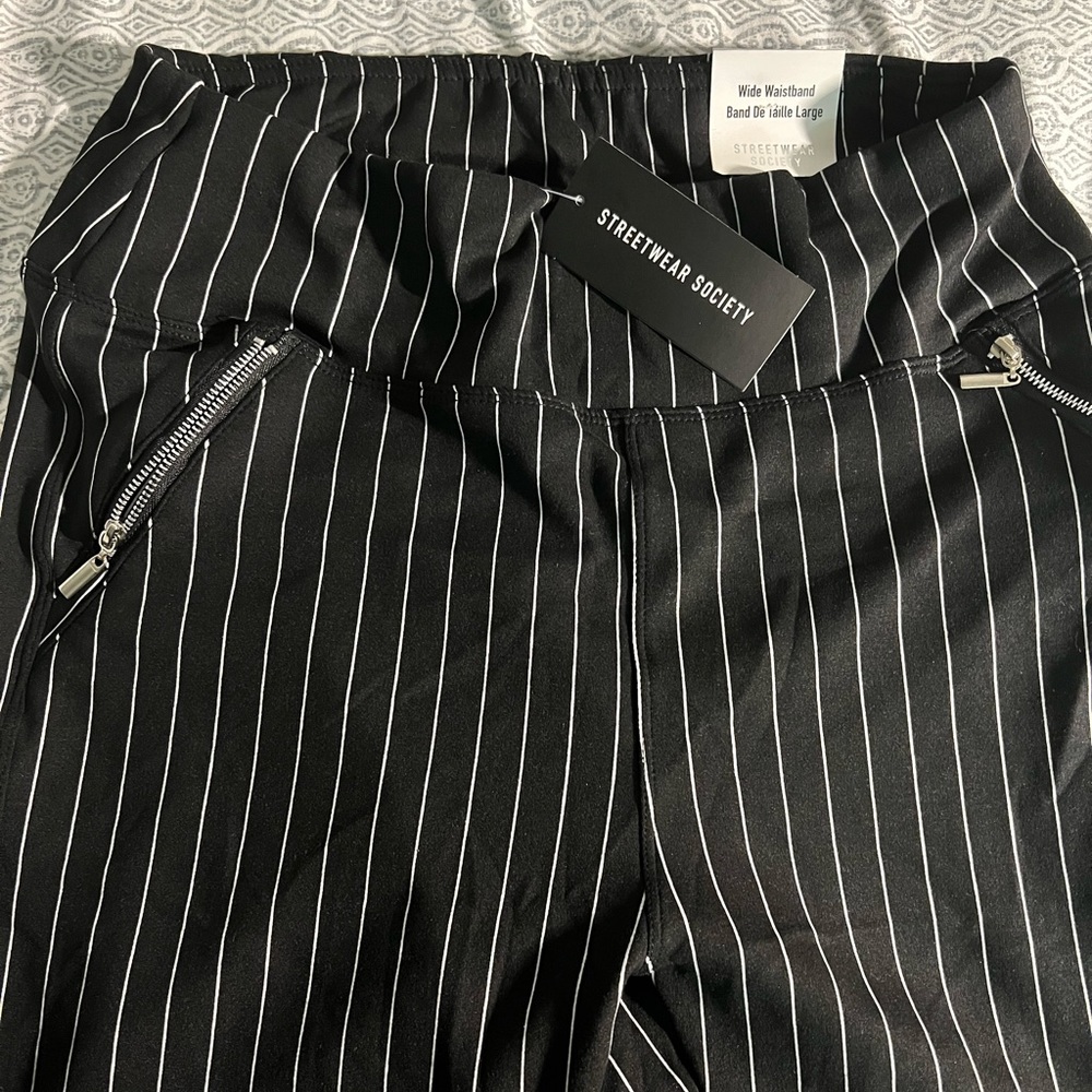 Skinny legging pants